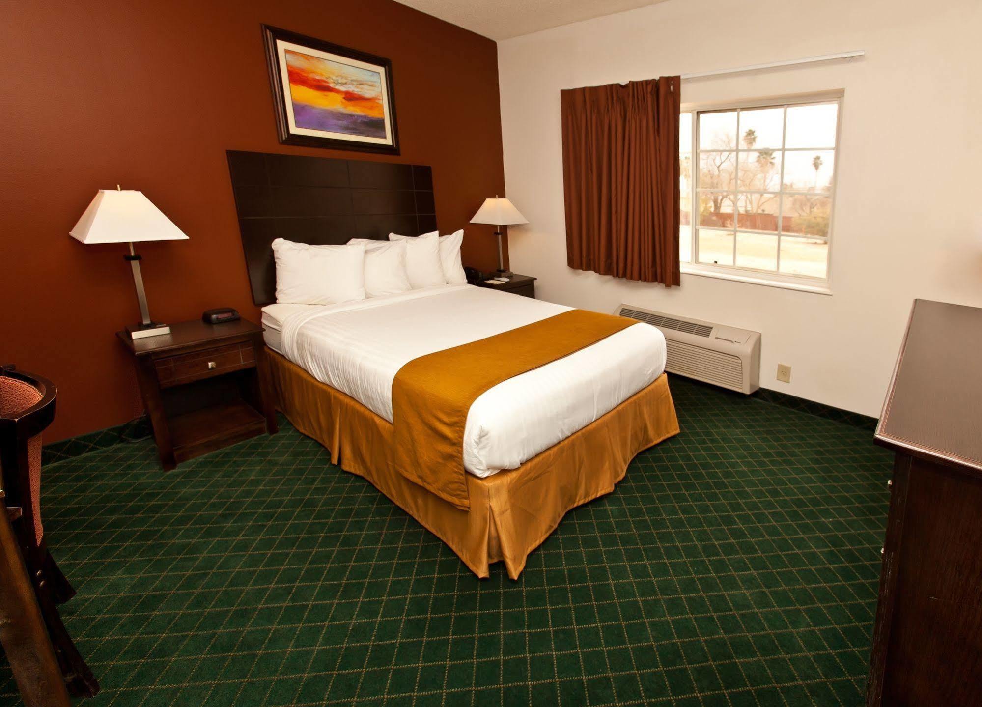 Landmark Inn Fort Irwin Екстериор снимка